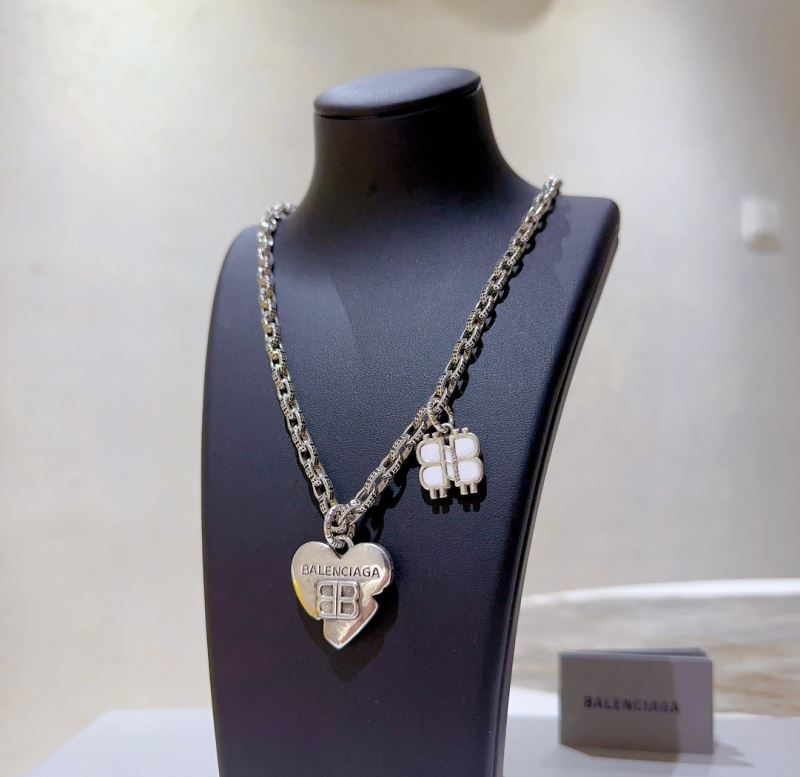 Ba1en*iaga necklaces